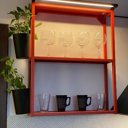 아파트 Cozy Red Bulldog Place In Apart-complex/pool
